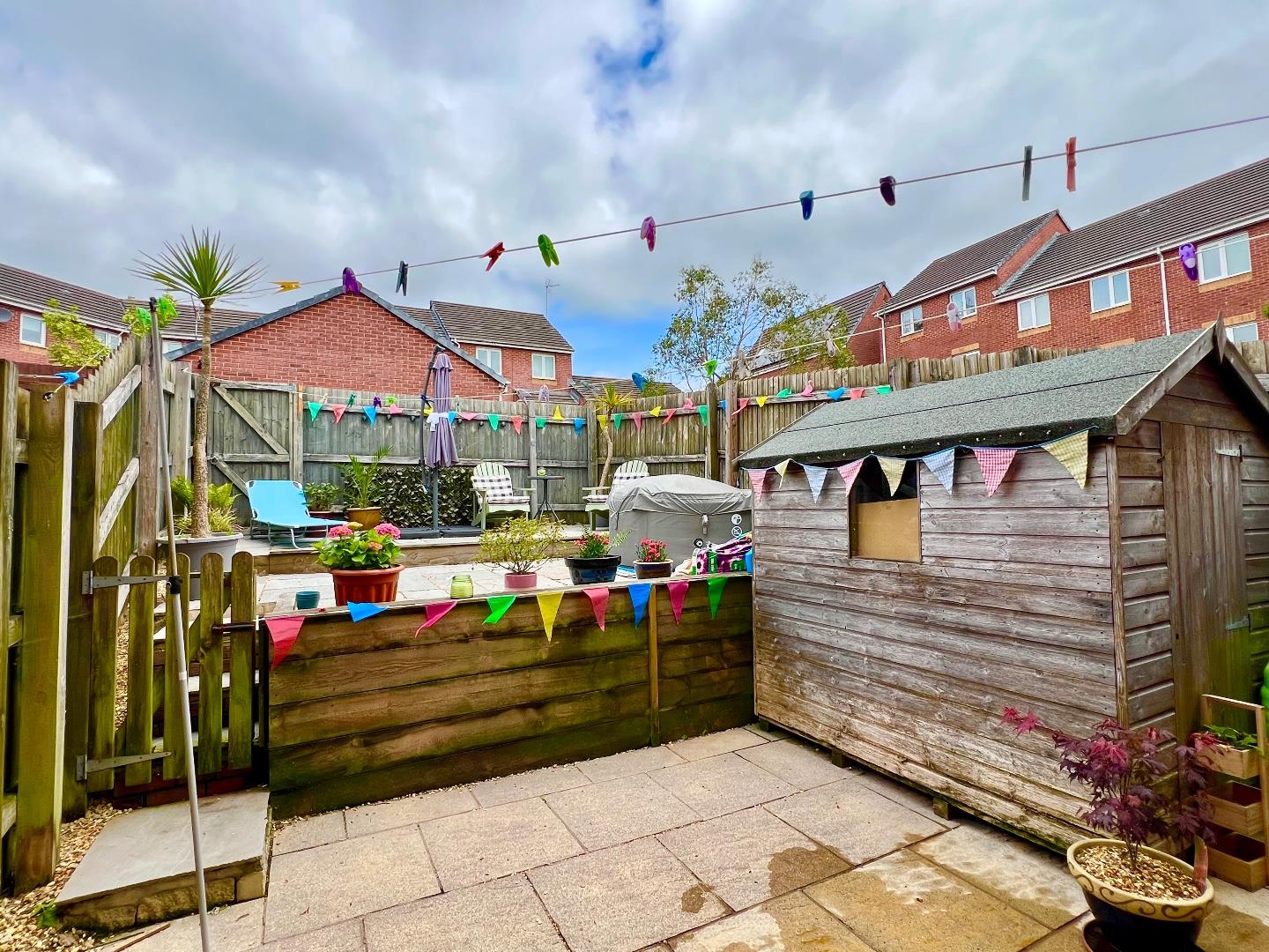 Longacres, Brackla, Bridgend County Borough, CF31 2DE